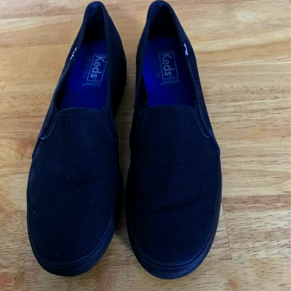 Keds black 8